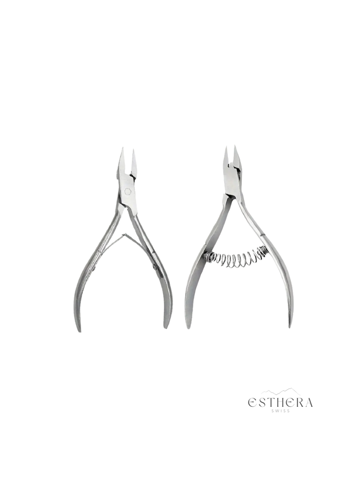 Coupe ongles pédicure